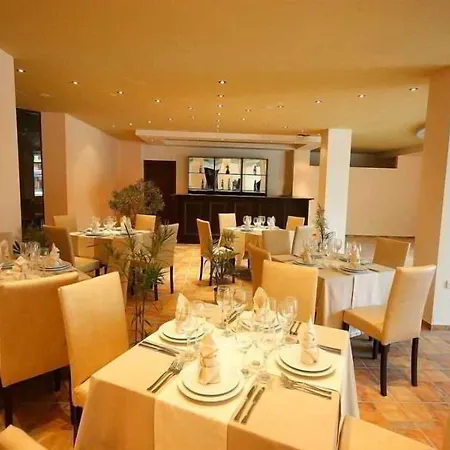 Saint George Palace فندق 3*