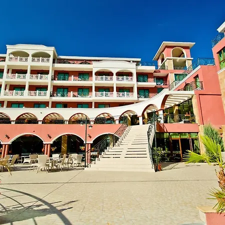 Hotel Saint George Palace 3*