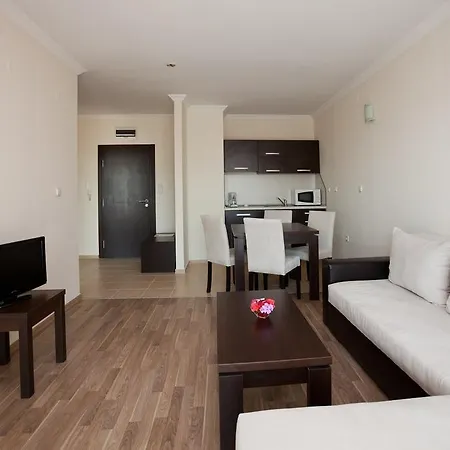 Saint George Palace فندق 3*