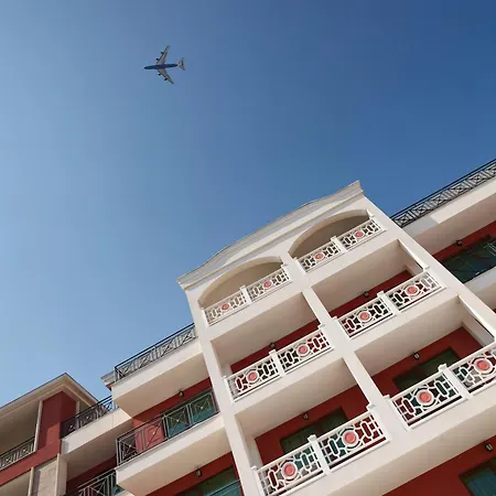 فندق Saint George Palace