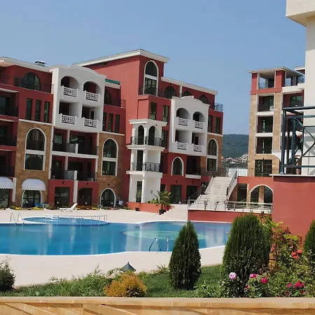 فندق Saint George Palace 3*