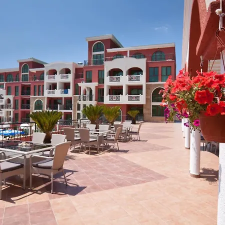 فندق Saint George Palace
