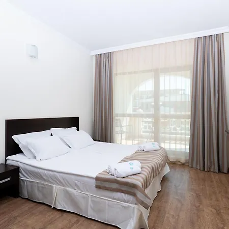 فندق Saint George Palace 3*